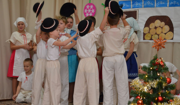 12. fotografia fotogalérie Vianočná dedinka 2019