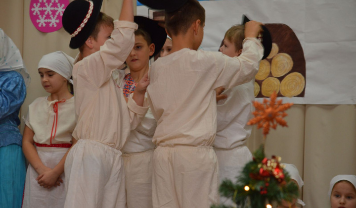 13. fotografia fotogalérie Vianočná dedinka 2019