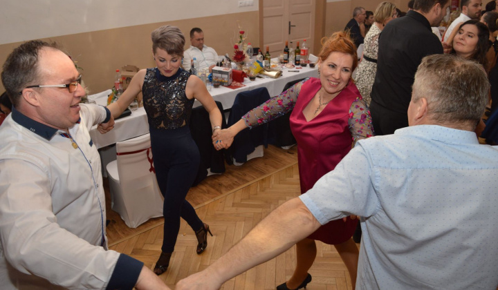 14. fotografia fotogalérie III. Obecný ples