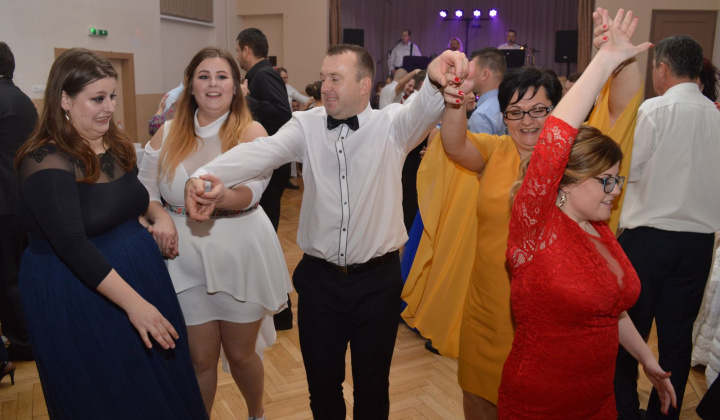 22. fotografia fotogalérie III. Obecný ples