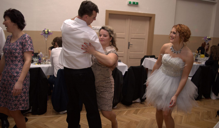 19. fotografia fotogalérie II. Obecný ples