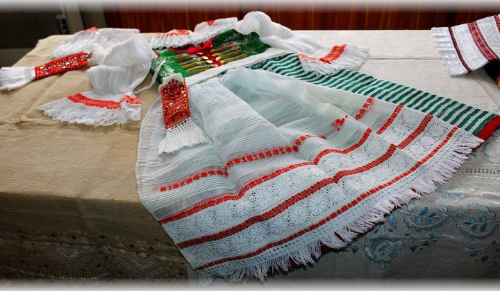 8. fotografia fotogalérie Výstava výšiviek a krojov