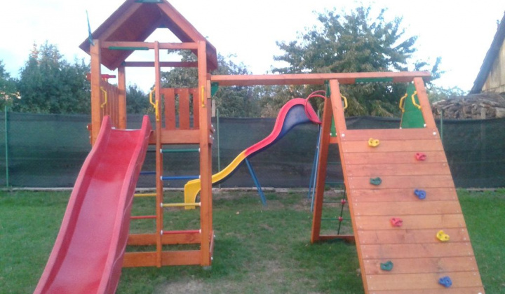 2. fotografia fotogalérie Projekty / Urobme deťom ihrisko - foto